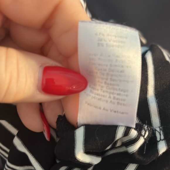 Talbots Thermawarmth Turtleneck Top Lightweight Black & White Stripes Size 2X - Picture 7 of 7